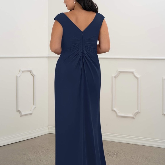 Azazie Sally formal dress. Dk Navy, sz 18. Worn once, no alterations. - Picture 3 of 3